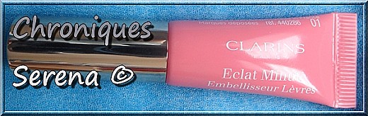 J'ai des lèvres Glamour avec Clarins ! Découvrez mon avis sur les produits pour les lèvres de la marque Clarins dont les célèbre Éclat Minute Embellisseur de lèvres !