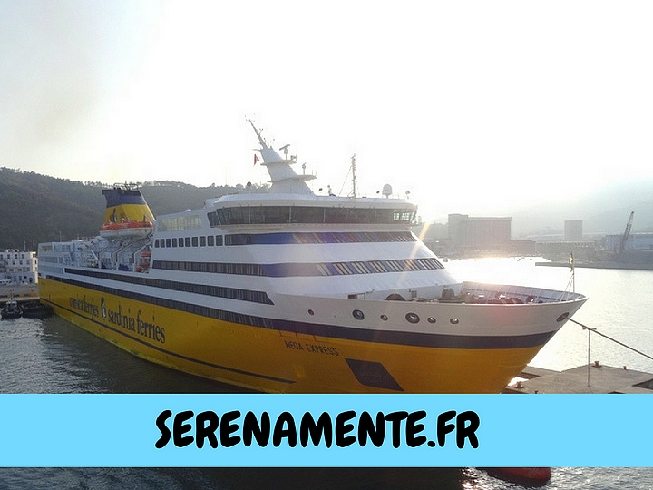 Découvrez vite pourquoi aller en Corse en bateau ainsi que mon avis sur la compagnie Corsica Ferries !