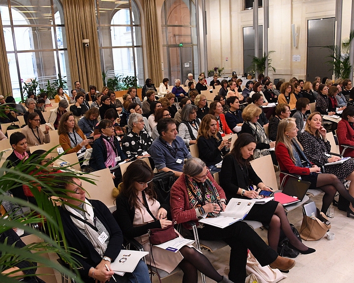 Découvrez vite WECF France, qui permet de construire avec les femmes un monde sain, durable et équitable !
